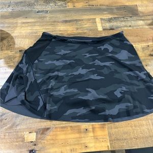 Athleta tennis skirt
